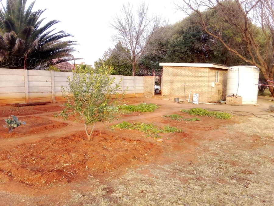 4 Bedroom Property for Sale in Petrusburg Free State
